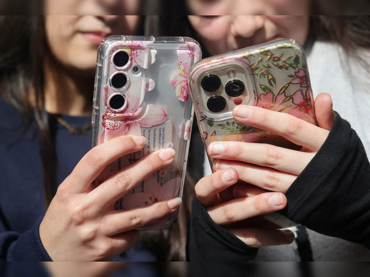 Chinese social media platform Xiaohongshu is preparing for a potential Hong Kong initial public offering. Banks including Goldman Sachs and CICC are reportedly working on the deal. The company, also known as RedNote, could list as early as the second half of …