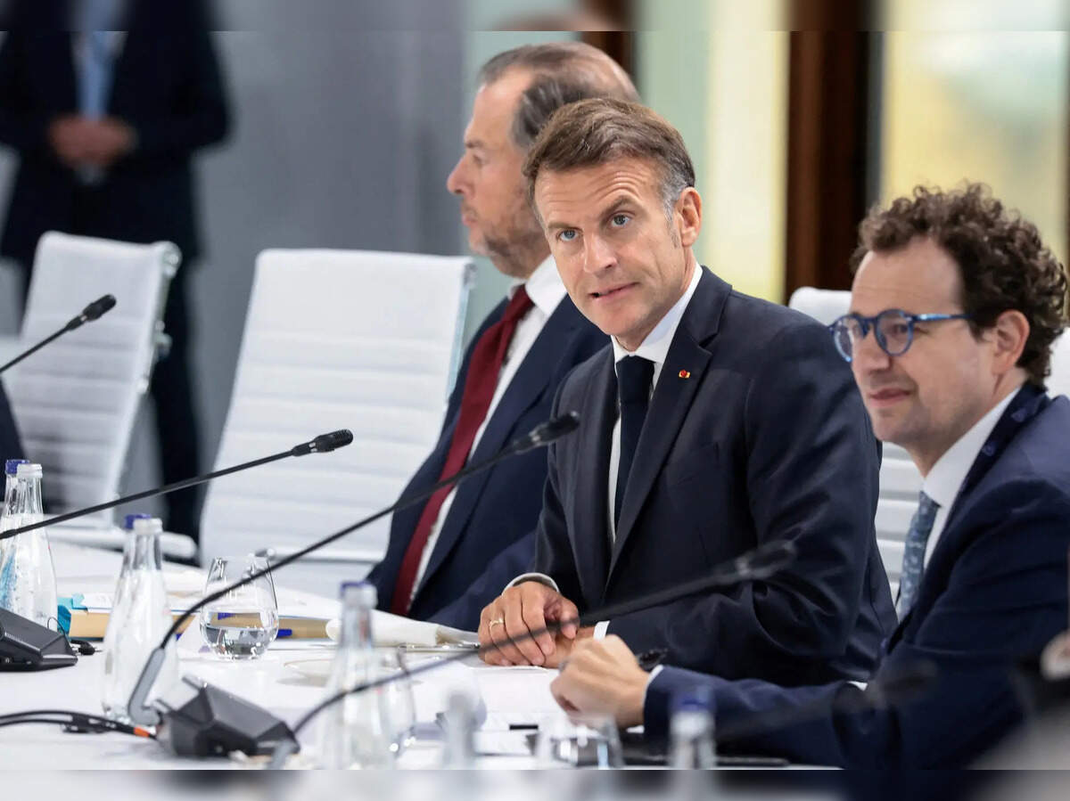 G7 leaders are coordinating on advanced AI risks and opportunities. They are discussing a "trusted partners" scheme to grant non-US nations access to advanced US AI models. This aims to bolster cybersecurity defenses against rivals. European nations are also …